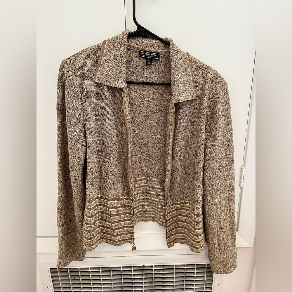 Brown/gold St. John sports jacket
